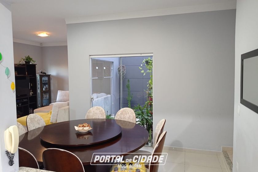 Casa &agrave; venda - 132m&sup2; - Centro