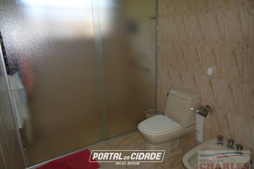 S&iacute;tio &agrave; venda - 252m&sup2; - Centro