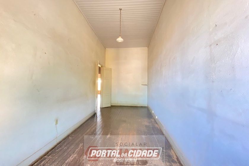 Casa para alugar - 336m&sup2; - Centro