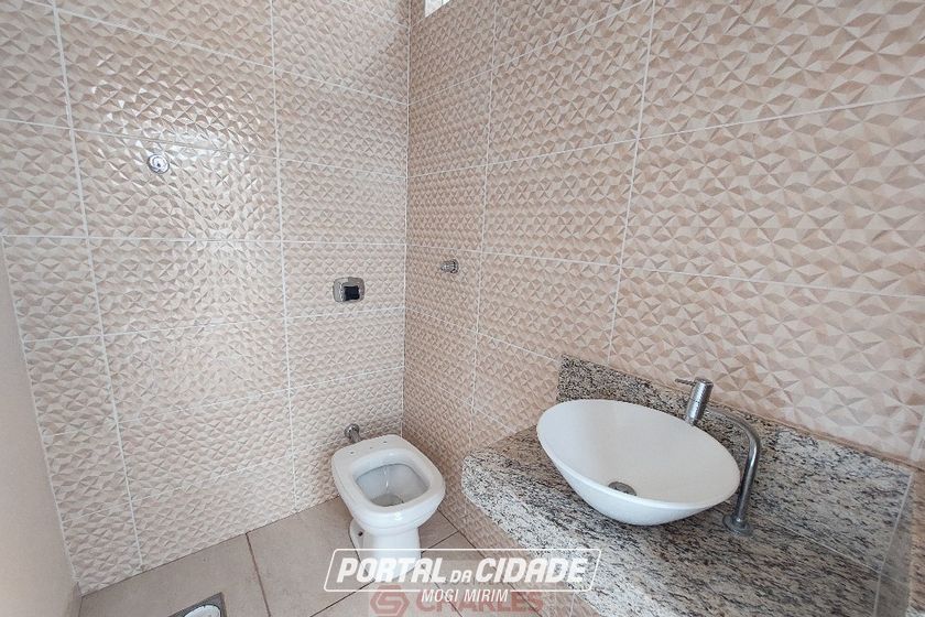 Casa para alugar - 173m&sup2; - Centro