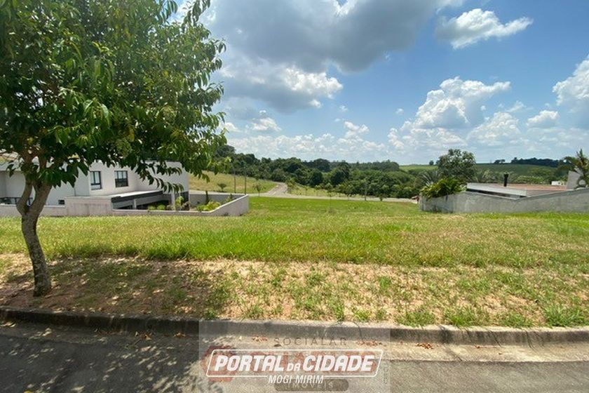 Terreno &agrave; venda - 10m&sup2; - Centro