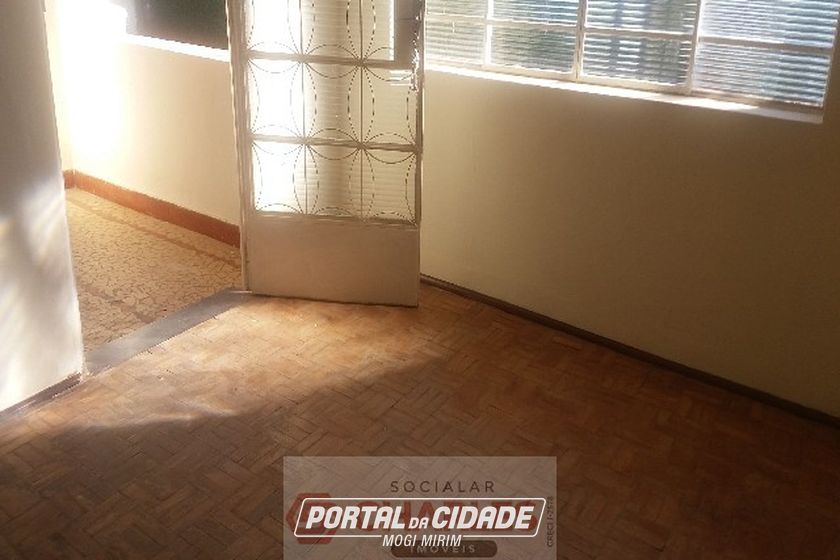 Casa &agrave; venda - 10m&sup2; - Centro