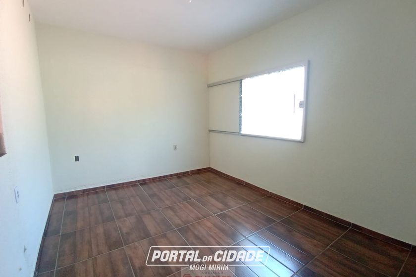 S&iacute;tio para alugar - 320m&sup2; - Centro