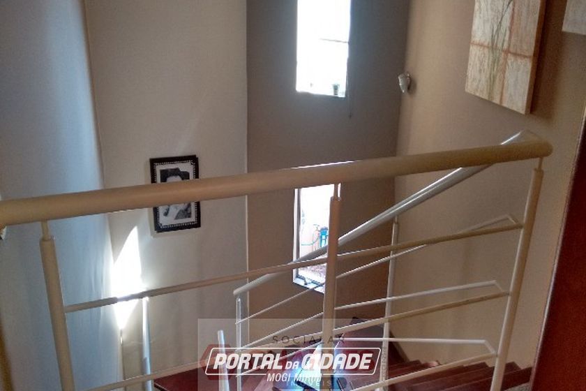 Casa &agrave; venda - 250m&sup2; - Centro