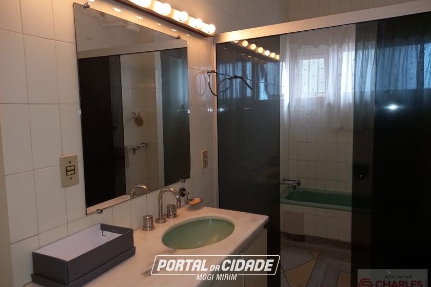 Apartamento para alugar - 110m&sup2; - Centro