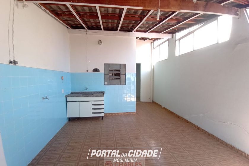 Sal&atilde;o Comercial para alugar - 106m&sup2; - Centro