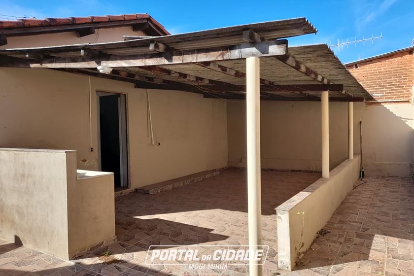 S&iacute;tio &agrave; venda - 10m&sup2; - Centro