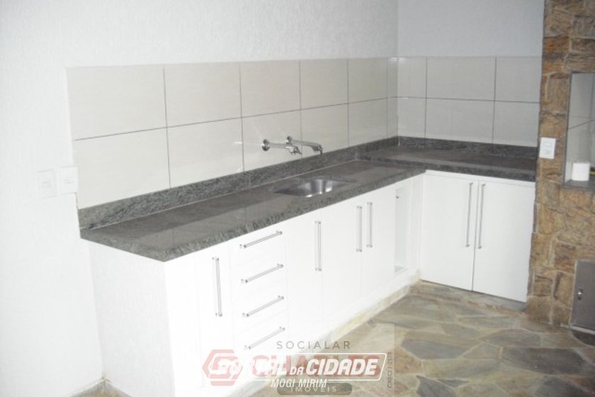 Casa &agrave; venda - 249m&sup2; - Centro