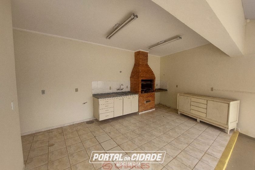 Casa para alugar - 231m&sup2; - Centro