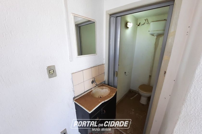 Sal&atilde;o Comercial para alugar - 20m&sup2; - Centro