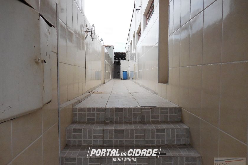 Sala Comercial &agrave; venda - 251m&sup2; - Centro
