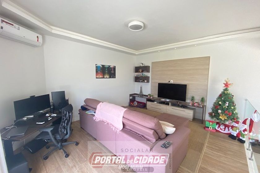 Casa &agrave; venda - 220m&sup2; - Centro