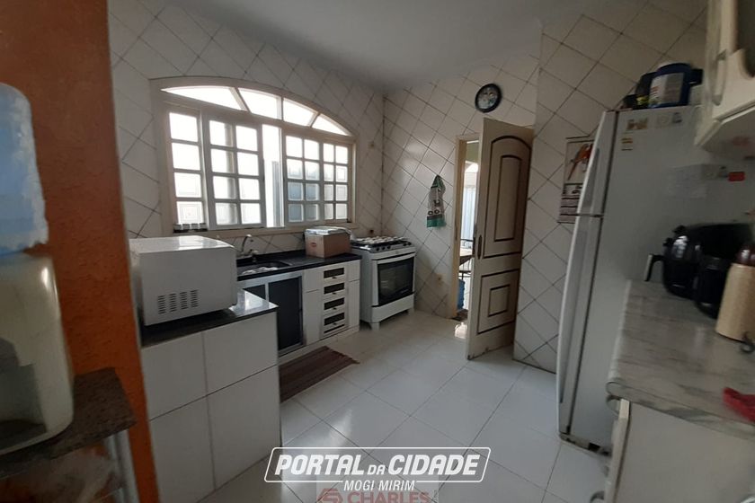Casa &agrave; venda - 253m&sup2; - Centro