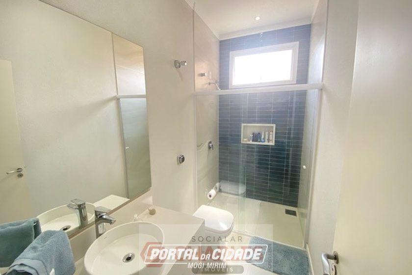 Casa &agrave; venda - 220m&sup2; - Centro