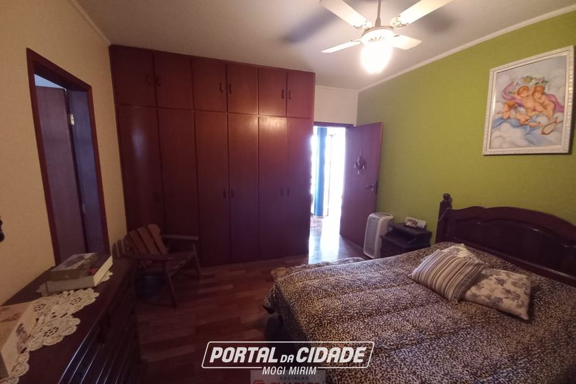 Casa &agrave; venda - 10m&sup2; - Centro