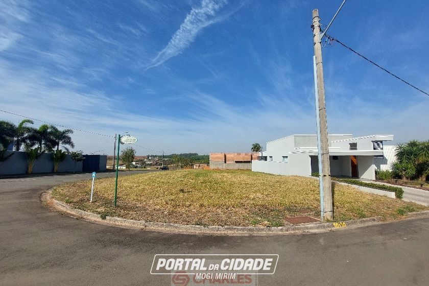 Terreno &agrave; venda - 10m&sup2; - Centro