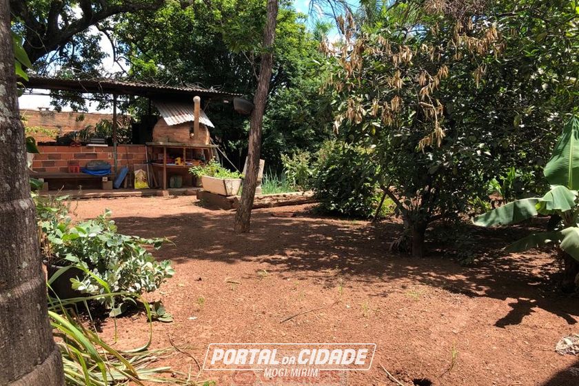 Sal&atilde;o Comercial &agrave; venda - 591m&sup2; - Centro