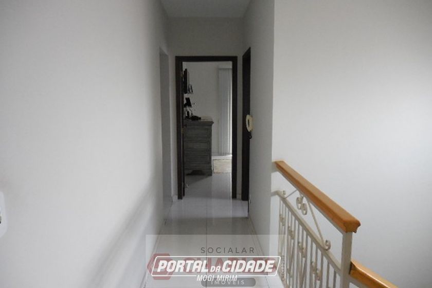 Casa &agrave; venda - 313m&sup2; - Centro