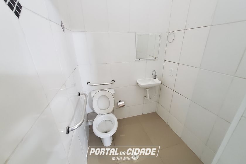 Sal&atilde;o Comercial para alugar - 270m&sup2; - Centro
