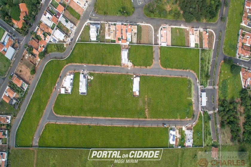 Terreno &agrave; venda - 10m&sup2; - Centro