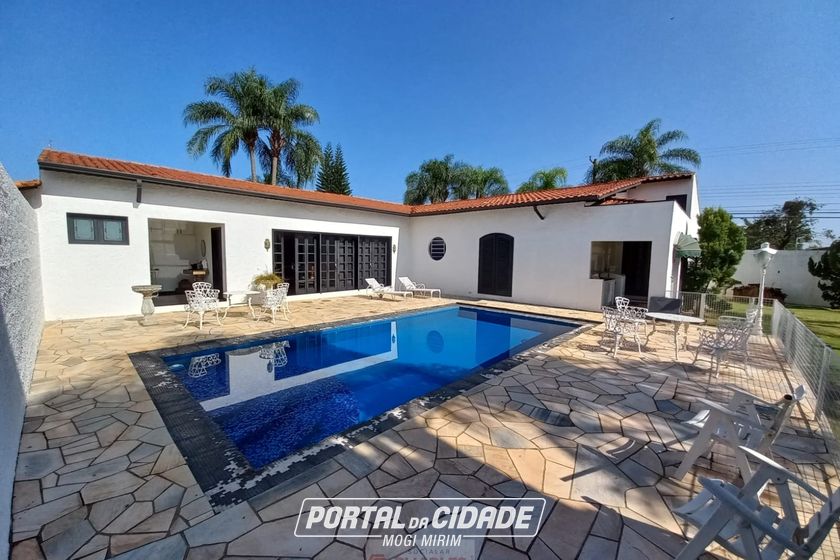 Casa &agrave; venda - 431m&sup2; - Centro