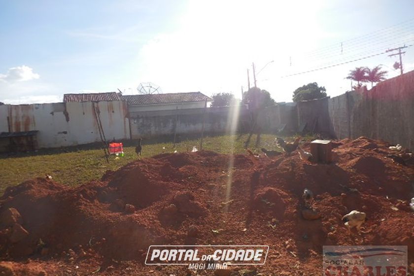 Terreno &agrave; venda - 10m&sup2; - Centro
