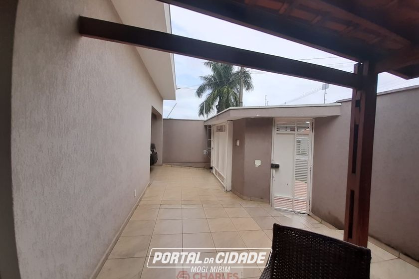Casa &agrave; venda - 160m&sup2; - Centro