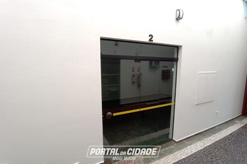 Sal&atilde;o Comercial para alugar - 30m&sup2; - Centro