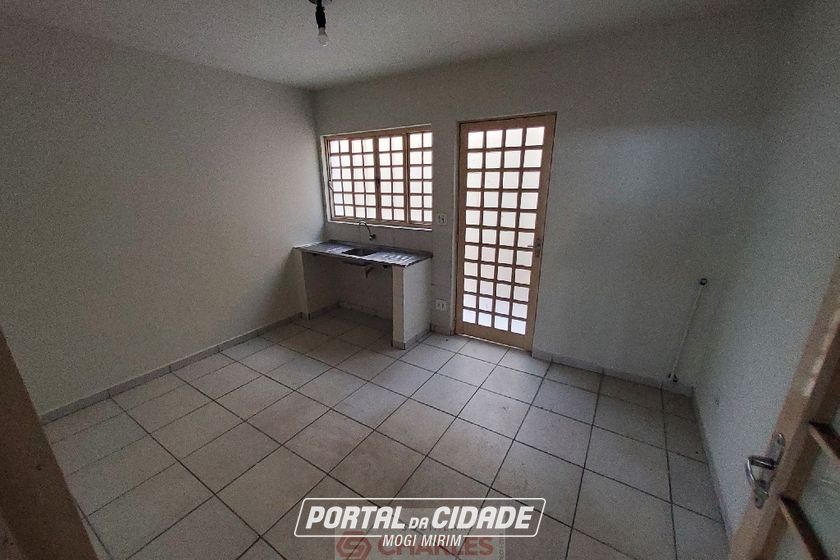 Sal&atilde;o Comercial para alugar - 302m&sup2; - Centro