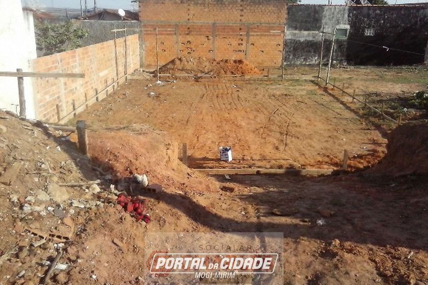 Terreno &agrave; venda - 10m&sup2; - Centro