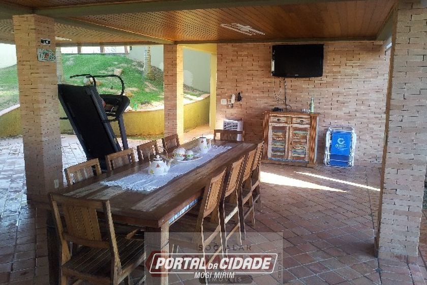 Casa &agrave; venda - 480m&sup2; - Centro
