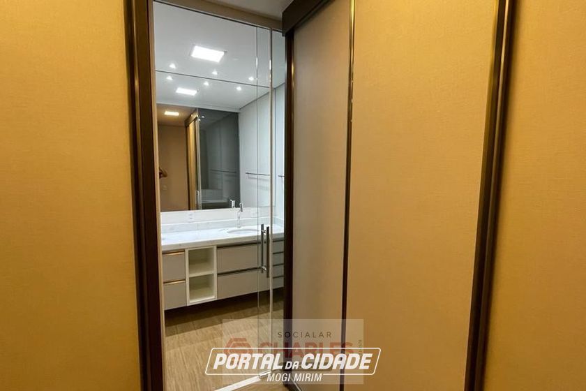 Casa &agrave; venda - 400m&sup2; - Centro