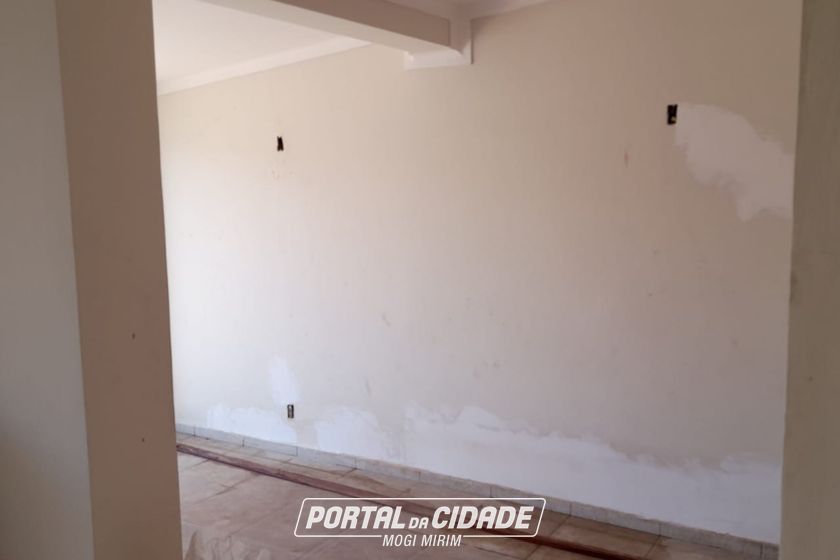 Casa &agrave; venda - 10m&sup2; - Centro