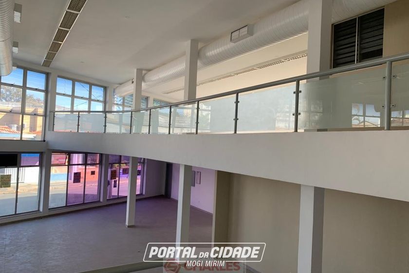Sala Comercial para alugar - 622m&sup2; - Centro