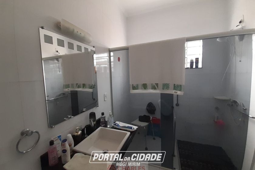 Casa &agrave; venda - 160m&sup2; - Centro