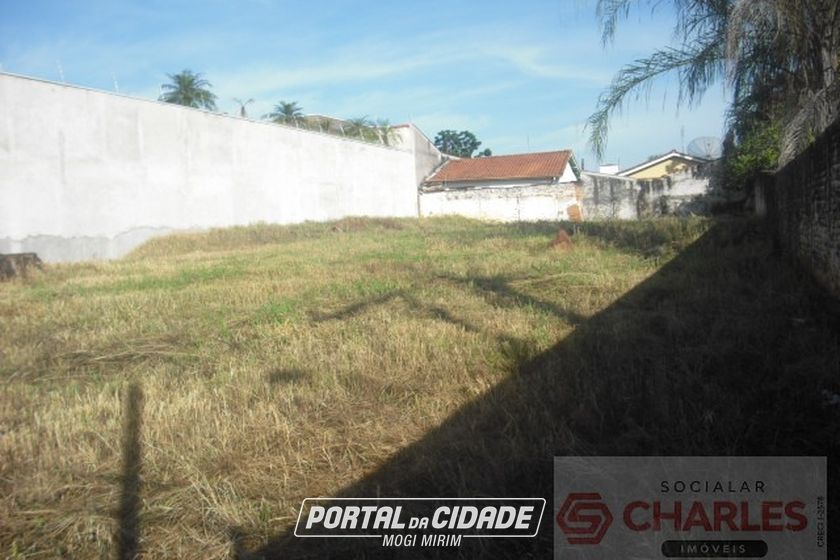 Terreno para alugar - 10m&sup2; - Centro