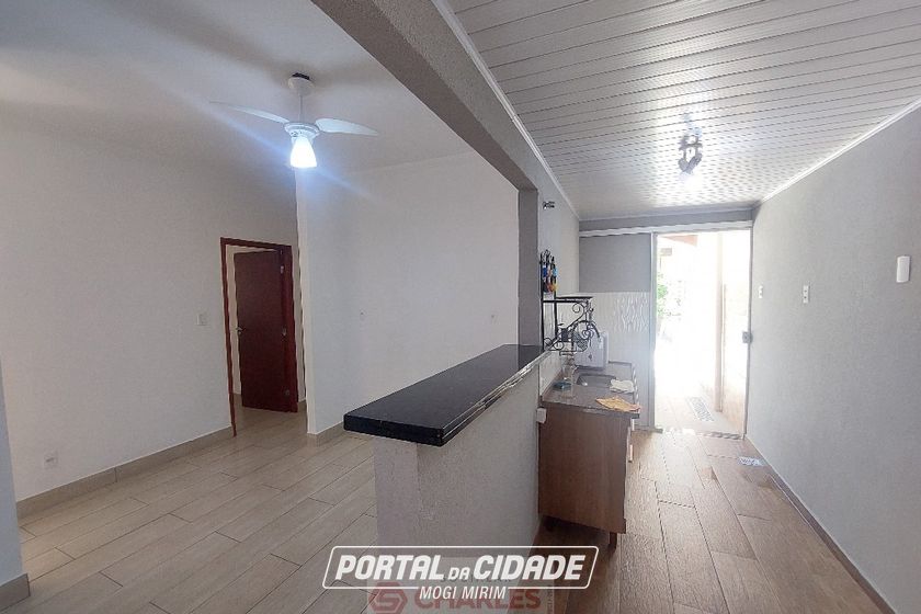 Casa &agrave; venda - 140m&sup2; - Centro