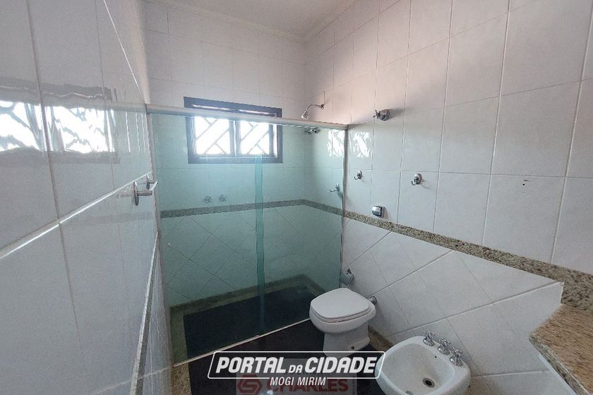 Casa &agrave; venda - 350m&sup2; - Centro