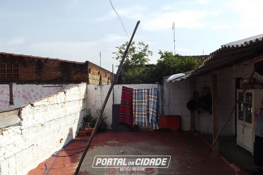 Casa &agrave; venda - 100m&sup2; - Centro