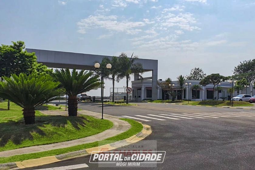 Terreno &agrave; venda - 10m&sup2; - Centro