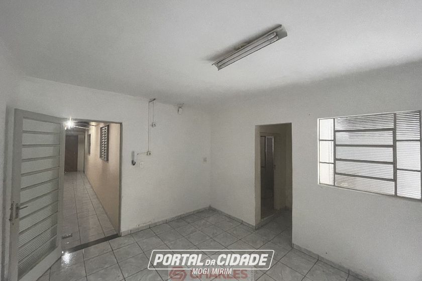 Casa &agrave; venda - 10m&sup2; - Centro