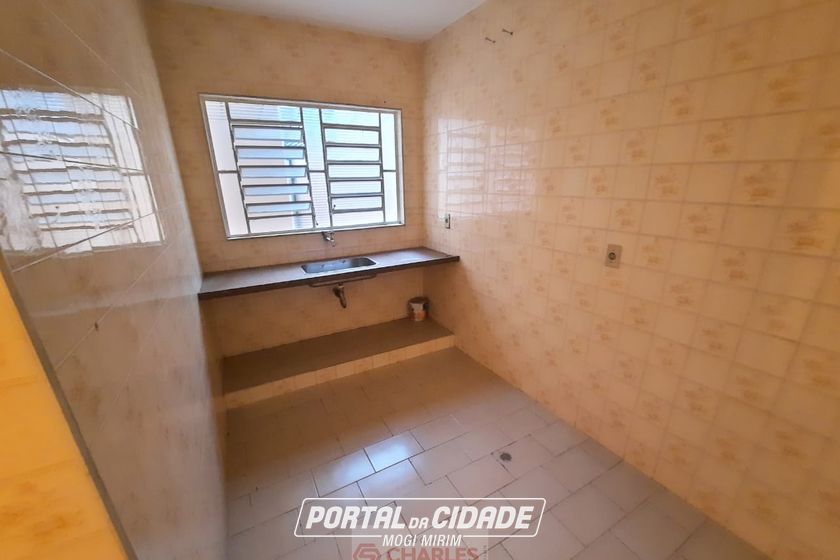 Sal&atilde;o Comercial para alugar - 115m&sup2; - Centro
