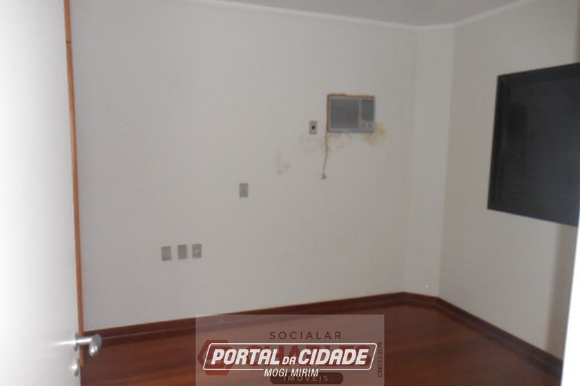 Apartamento &agrave; venda - 180m&sup2; - Centro