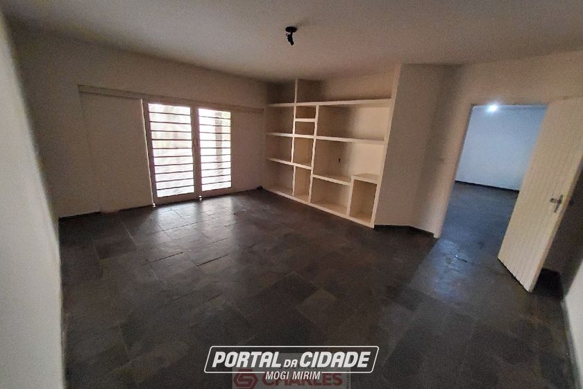 Casa &agrave; venda - 444m&sup2; - Centro