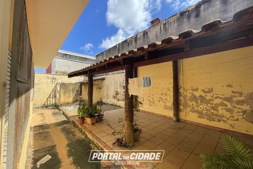 Casa &agrave; venda - 164m&sup2; - Centro