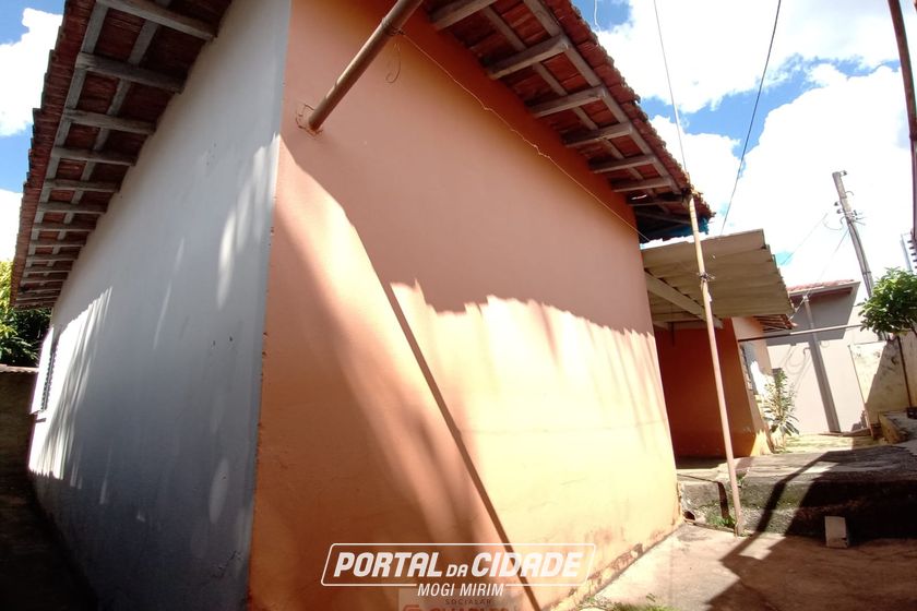 Casa para alugar - 100m&sup2; - Centro