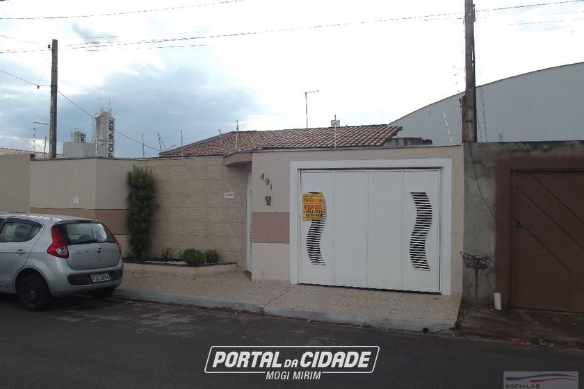 Casa &agrave; venda - 120m&sup2; - Centro