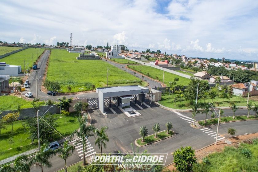 Terreno &agrave; venda - 10m&sup2; - Centro