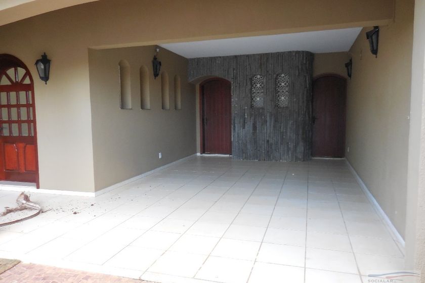 Casa &agrave; venda - 309m&sup2; - Centro