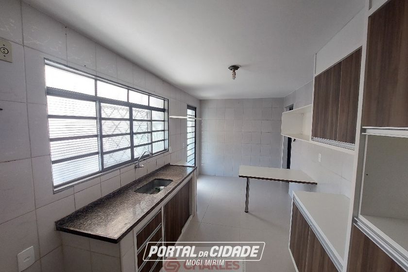 Casa &agrave; venda - 140m&sup2; - Centro